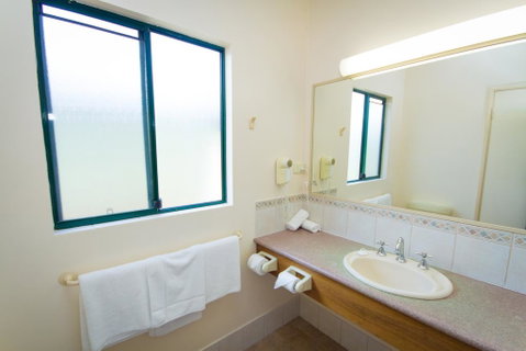 Tree Top Walk Motel - Port Augusta Accommodation 1
