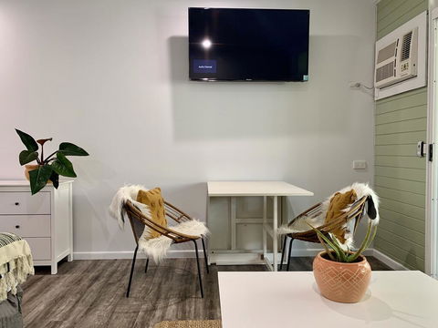 Tropic Retreat - Port Augusta Accommodation 2