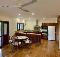 Tropical Styling - Port Augusta Accommodation