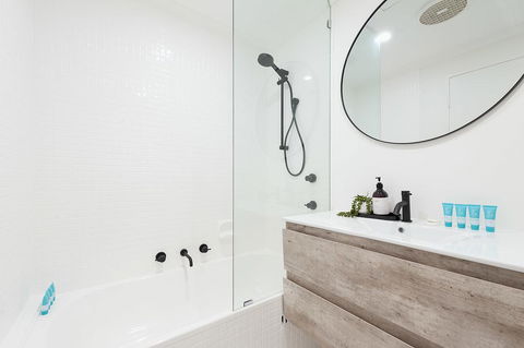 ULTIMATE BONDI LIVING - Port Augusta Accommodation 3