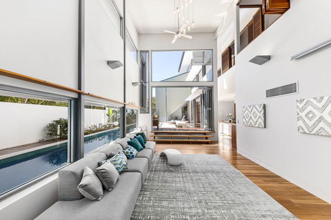 Ultimate Light And Space, Noosa Heads - Port Augusta Accommodation 1