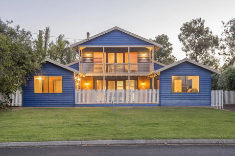 Ultramarine - Port Augusta Accommodation 0