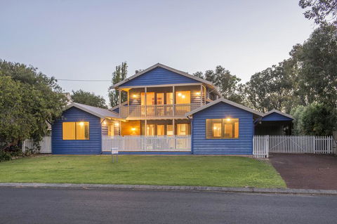 Ultramarine - Port Augusta Accommodation 1