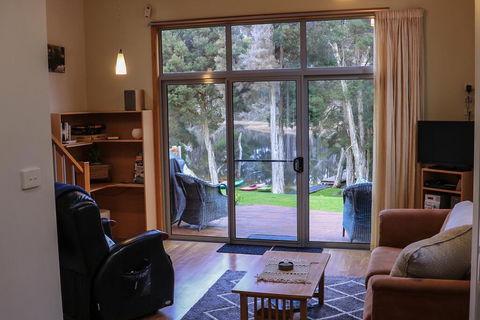 Ulverstone River Retreat - Port Augusta Accommodation 2