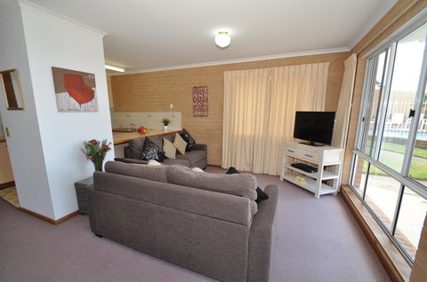 Unit 1, Countess Court - Port Augusta Accommodation 1