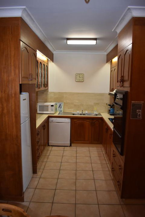 Unit 2, Ballingalla Apartments - Port Augusta Accommodation 3