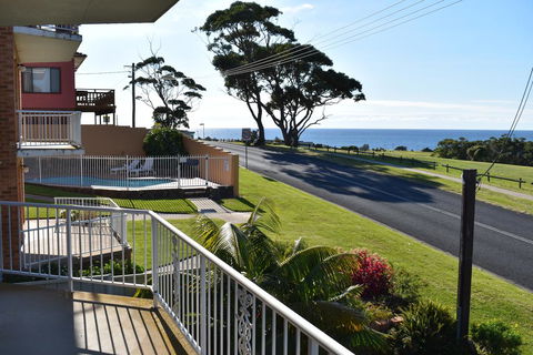 Unit 2, Ballingalla Apartments - Port Augusta Accommodation 0
