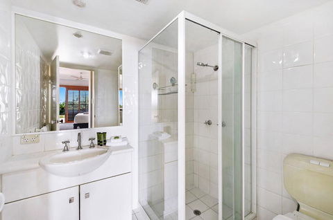 Unrivaled Ocean And City Views From Resort Style 3bed With Garden - Port Augusta Accommodation 2