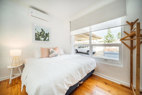 Urban Beach Shack-Metres From The Beach & Cafes - Port Augusta Accommodation 2