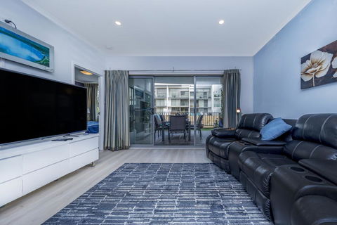 Venetian Canal Apartment-Close To Beaches And Marina - Port Augusta Accommodation 2