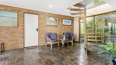 VIEWS AT MCCRAE..... - Port Augusta Accommodation 1