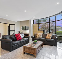 Villa de Marseilles - Melbourne - Port Augusta Accommodation