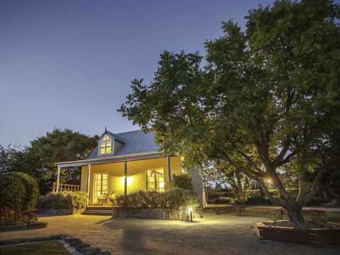 Vineyard Cottages - Port Augusta Accommodation 0
