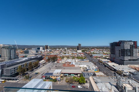 Vision On Morphett Adelaide Central - Port Augusta Accommodation 2