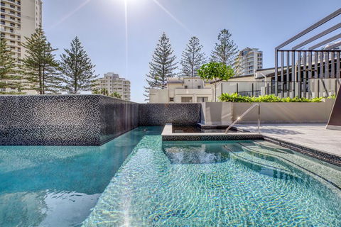 Vue Broadbeach - Port Augusta Accommodation 2