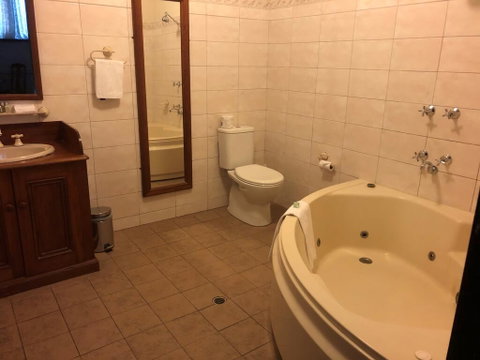 Vue Grand Hotel - Port Augusta Accommodation 1