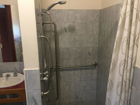 Warragul Views Motor Inn - Port Augusta Accommodation 1