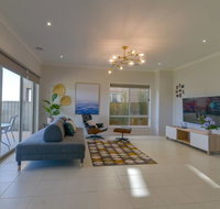 Waterfront Grand Villa for Big Group - Port Augusta Accommodation