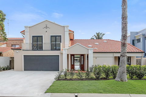 Waterfront Luxury, Noosa Heads - Port Augusta Accommodation 0