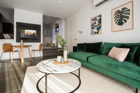 Hepburn Springs Escape - Port Augusta Accommodation 8