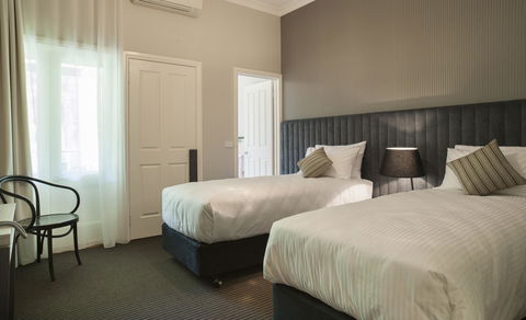 Oscar\'s On The Yarra - Port Augusta Accommodation 11
