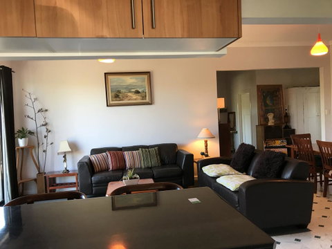 Hillâ€™s Creek Holiday Home - Port Augusta Accommodation 0