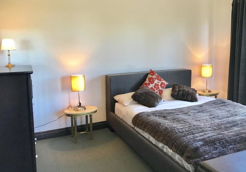 Hillâ€™s Creek Holiday Home - Port Augusta Accommodation 10