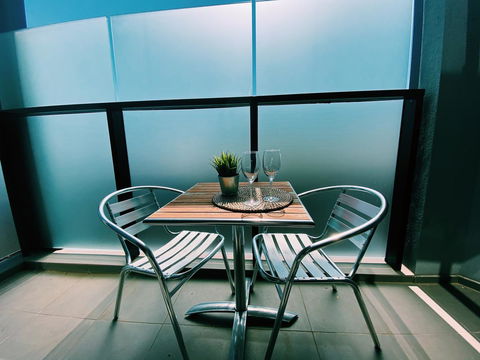 RNR Serviced Apartments North Melbourne - Port Augusta Accommodation 1