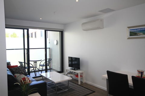 RNR Serviced Apartments North Melbourne - Port Augusta Accommodation 12