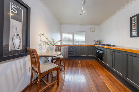 Chestnut Daylesford - Port Augusta Accommodation 2