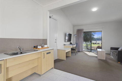 Quality Hotel Point Cook - Port Augusta Accommodation 10