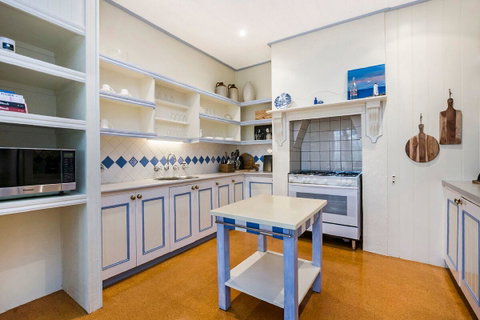 Edge17 Port Fairy Wharf - Port Augusta Accommodation 4