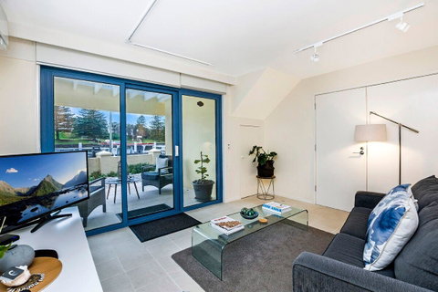 Edge17 Port Fairy Wharf - Port Augusta Accommodation 15