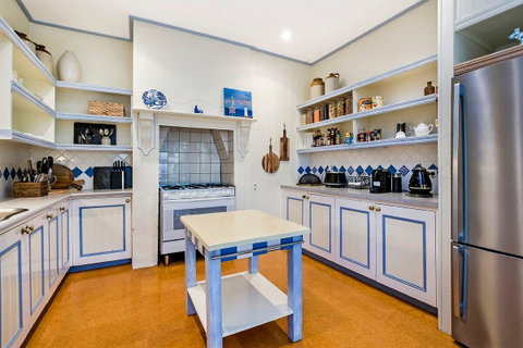 Edge17 Port Fairy Wharf - Port Augusta Accommodation 5