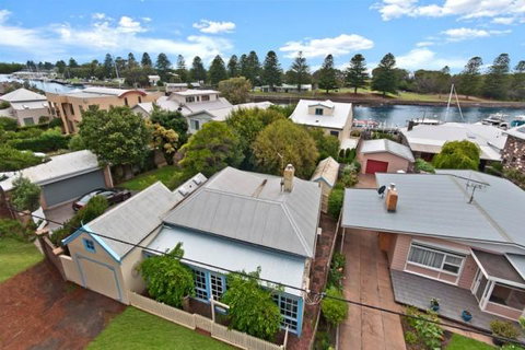 Edge17 Port Fairy Wharf - Port Augusta Accommodation 26