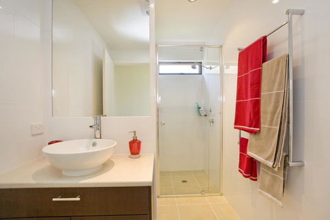 Earth Sea Sky - Port Augusta Accommodation 8