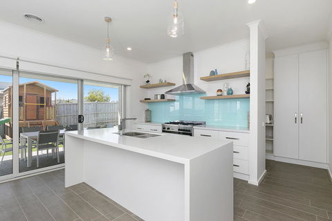 Tidal Changes - Rejuvenate Stays - Port Augusta Accommodation 11