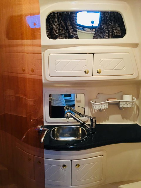 Luxury On The Water (Private Luxurious Boat) - Port Augusta Accommodation 5