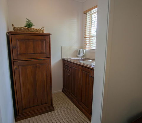Debbie\'s Place - Port Augusta Accommodation 23
