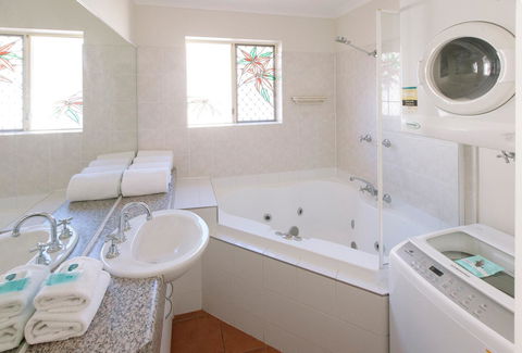 Rainbow Getaway Holiday Apartments - Port Augusta Accommodation 31