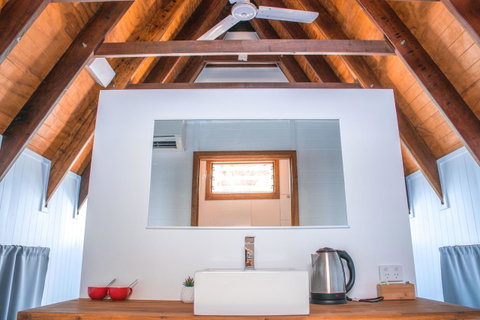 Nomads Magnetic Island - Port Augusta Accommodation 4