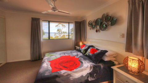 Dolphin Waters - Port Augusta Accommodation 4