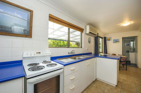 Magnetic North Apartment 1 - Port Augusta Accommodation 7