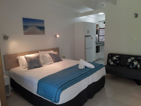 Amaroo On Mandalay, Magnetic Island - Port Augusta Accommodation 2