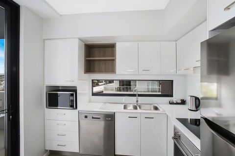 Direct Collective - Sea Breeze Mooloolaba - Port Augusta Accommodation 23