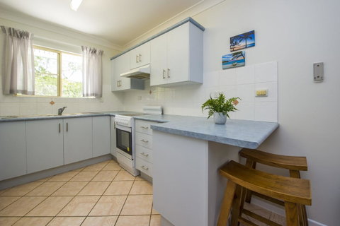 Sails On Horseshoe Apartment 9 - Port Augusta Accommodation 2