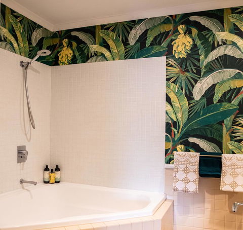 NOMAD - Luxe Apartment - Port Augusta Accommodation 11