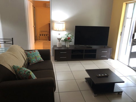 Serenity - Port Augusta Accommodation 8