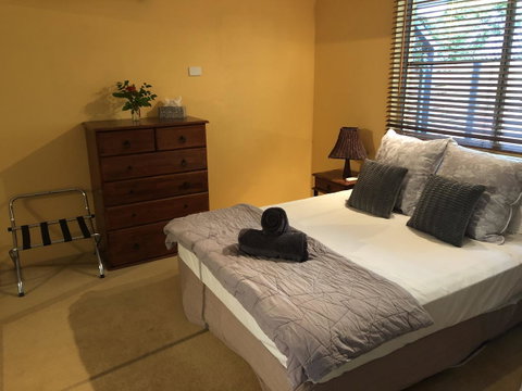 Serenity - Port Augusta Accommodation 15