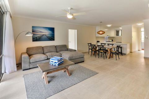 Frangipani 104 - Hamilton Island - Port Augusta Accommodation 4